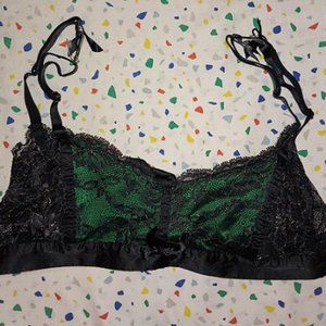 Victorias secret garterbelt/bralette